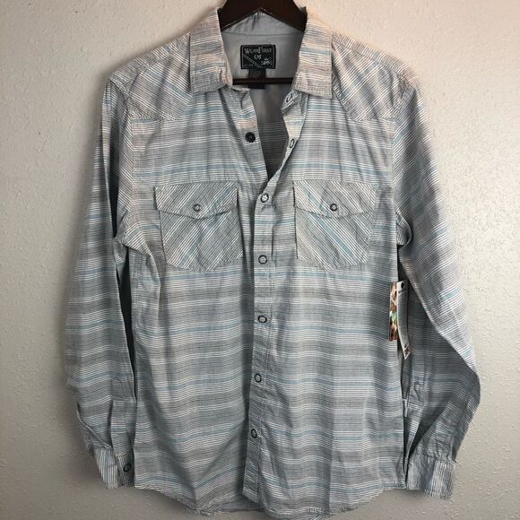 NWT Wear First Button Down Shirt Size Medium - Picture 1 of 6